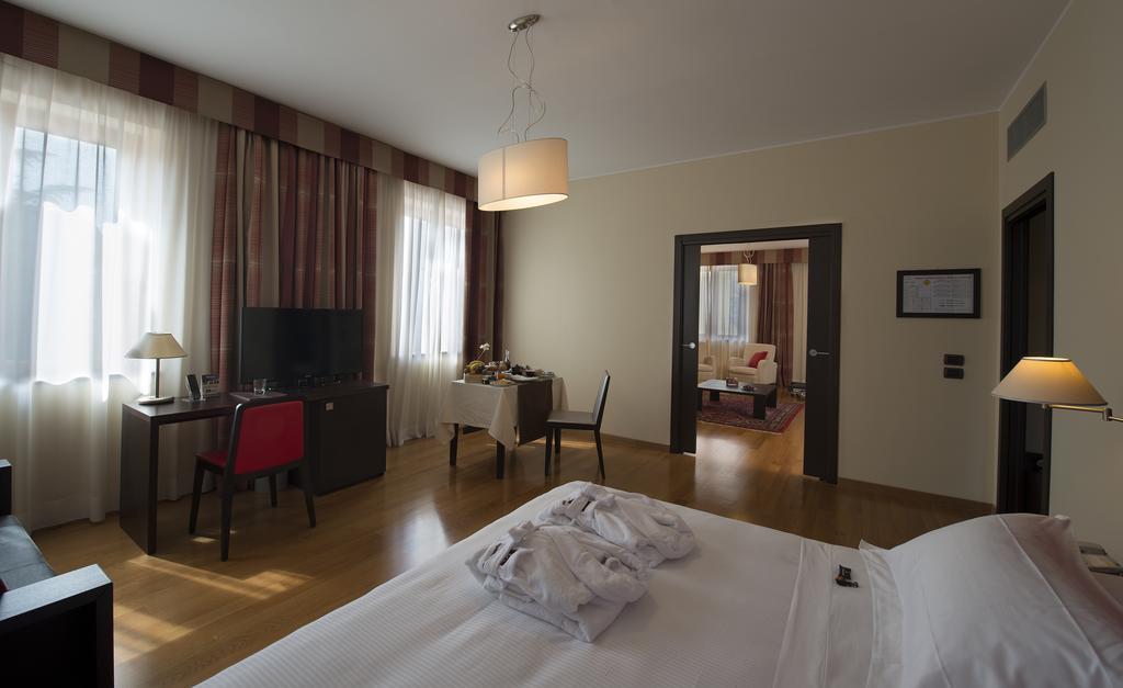 Hotel Guglielmo Catanzaro Quarto foto